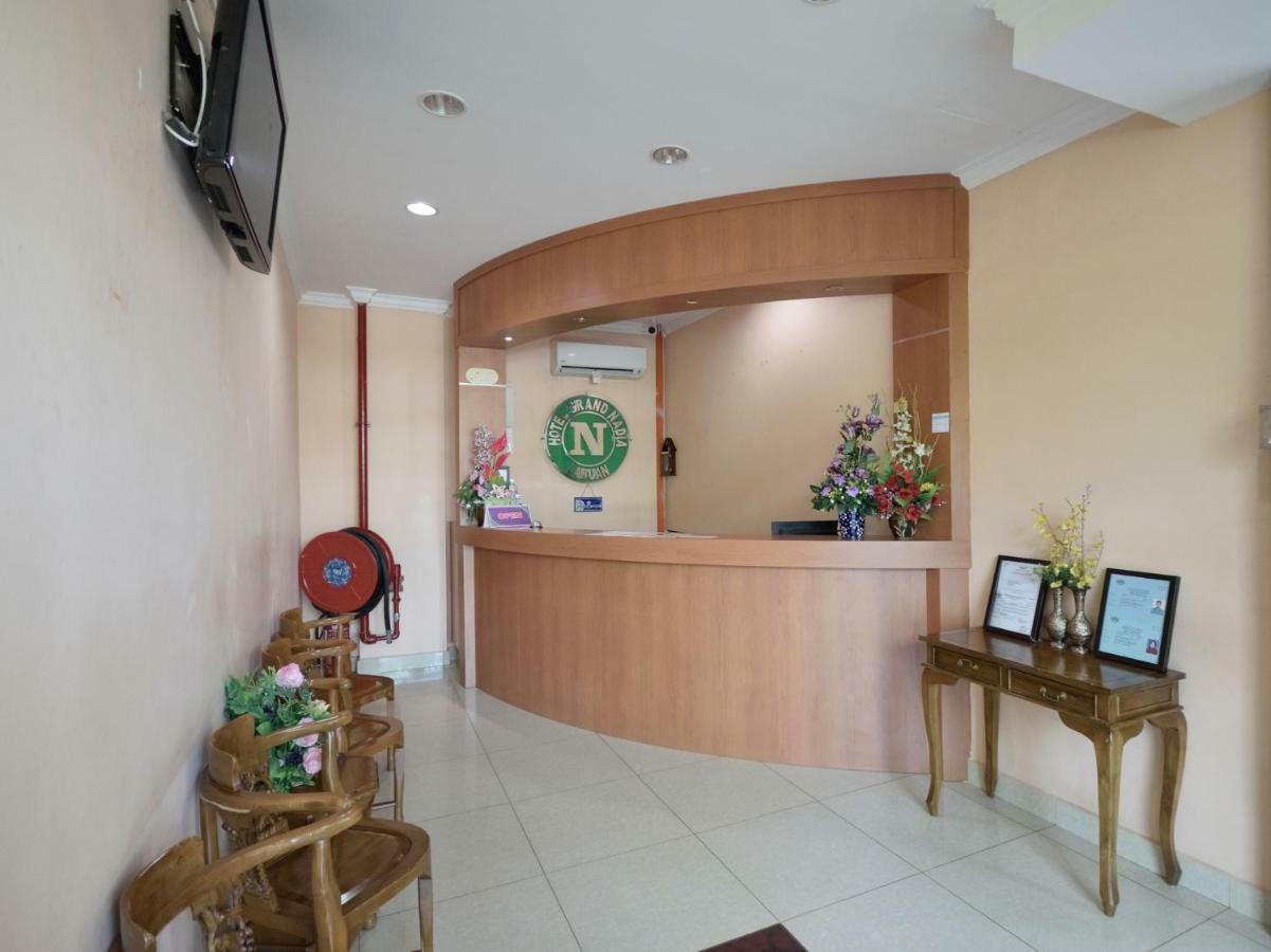 Oyo 892 Hotel Grand Nadia Labuan Exterior photo