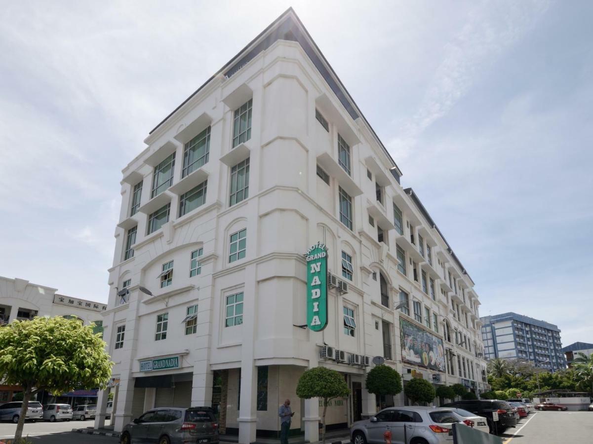 Oyo 892 Hotel Grand Nadia Labuan Exterior photo
